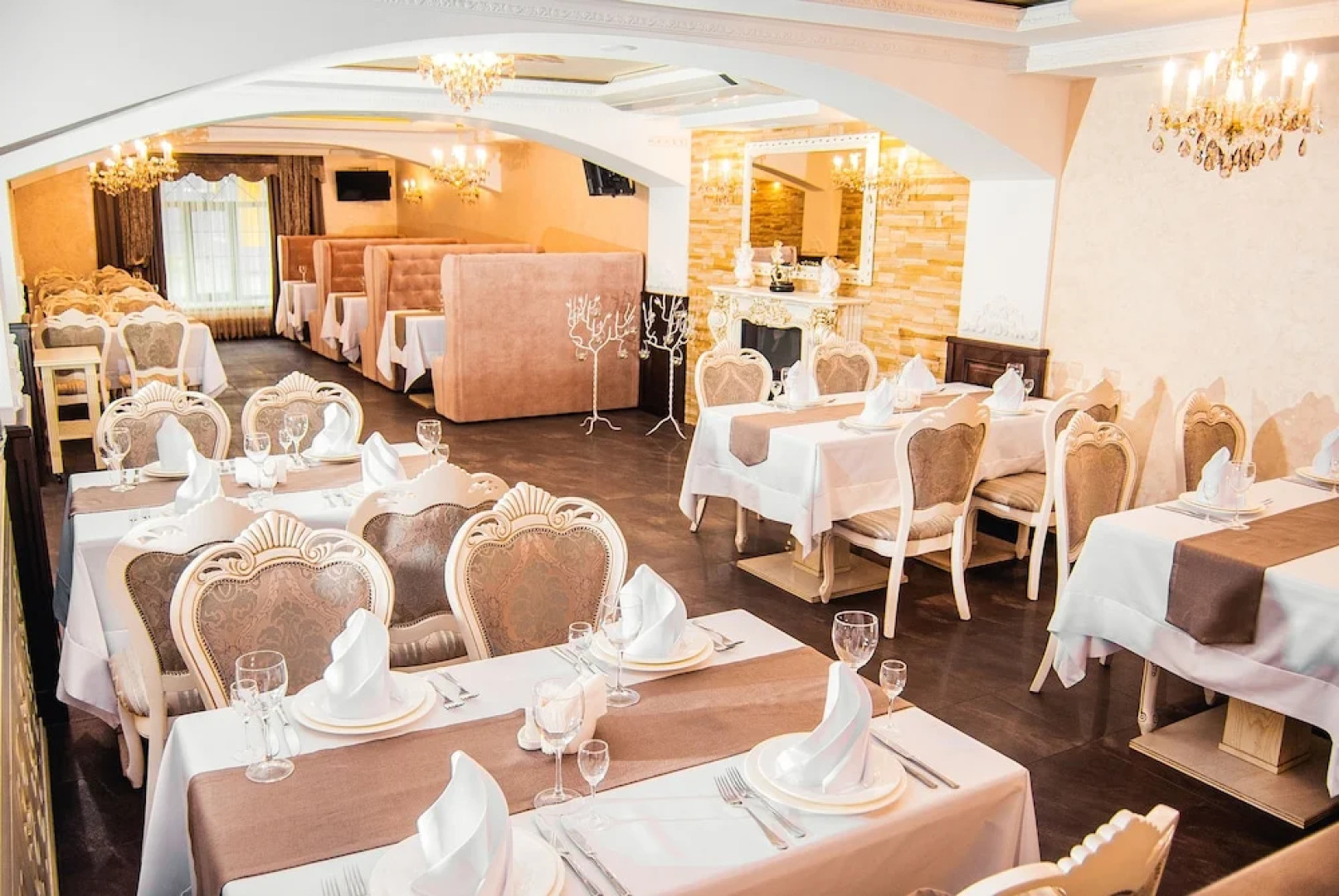 Отель «Аристократ»