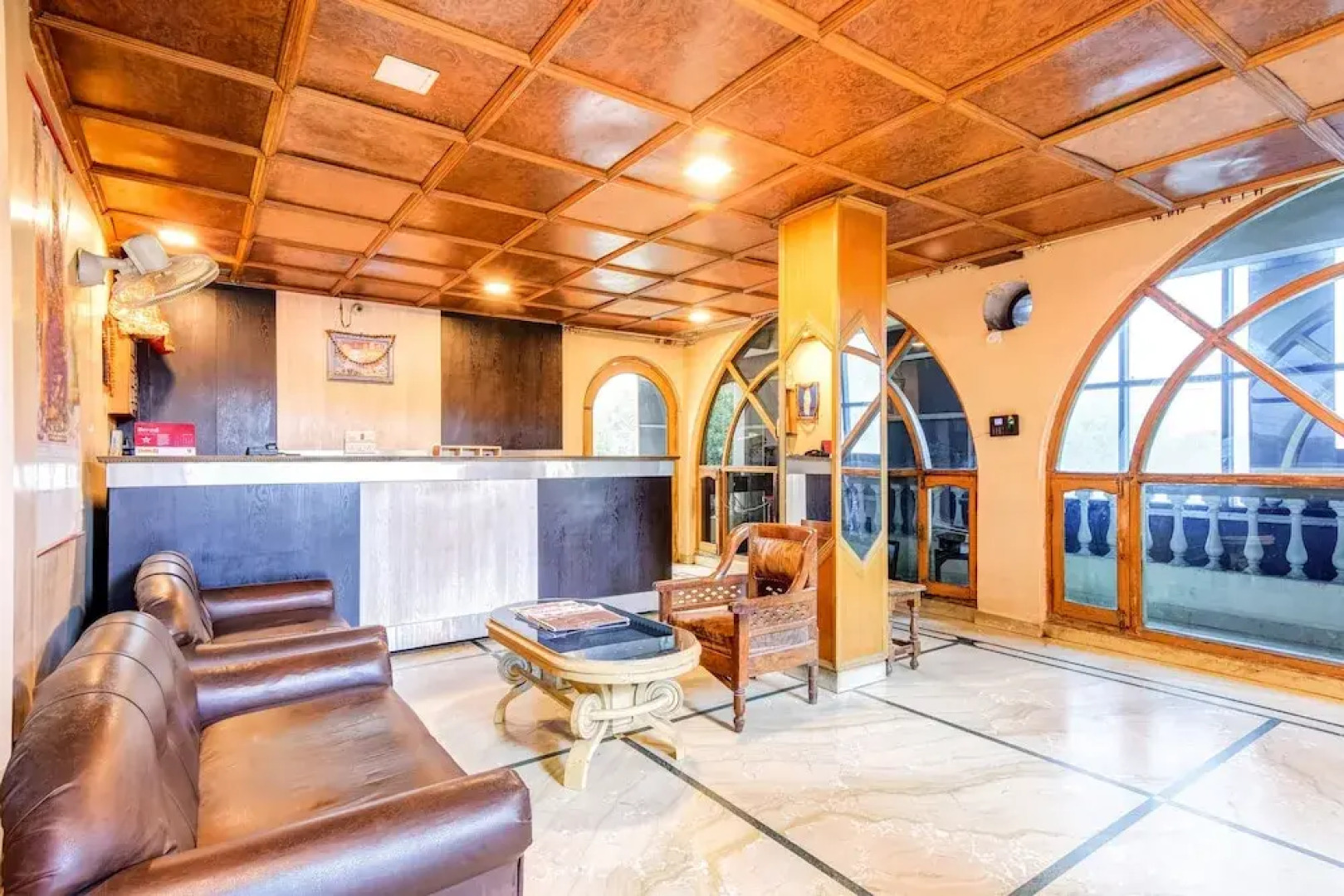 SPOT ON 61898 Hotel Riya Palace