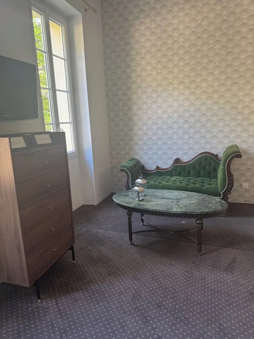 Chateau de Mont-Vert