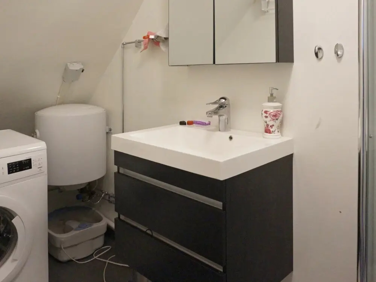 9 Person Holiday Home in