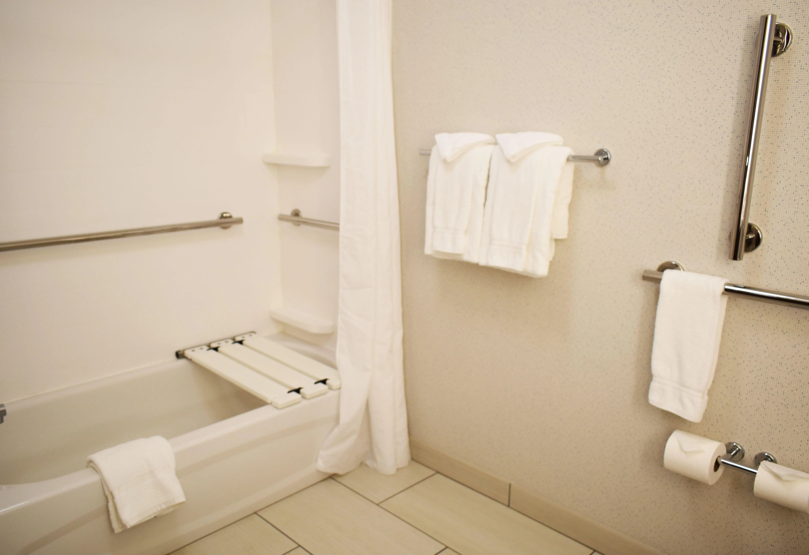 Holiday Inn Express Madera - Yosemite Park Area by IHG