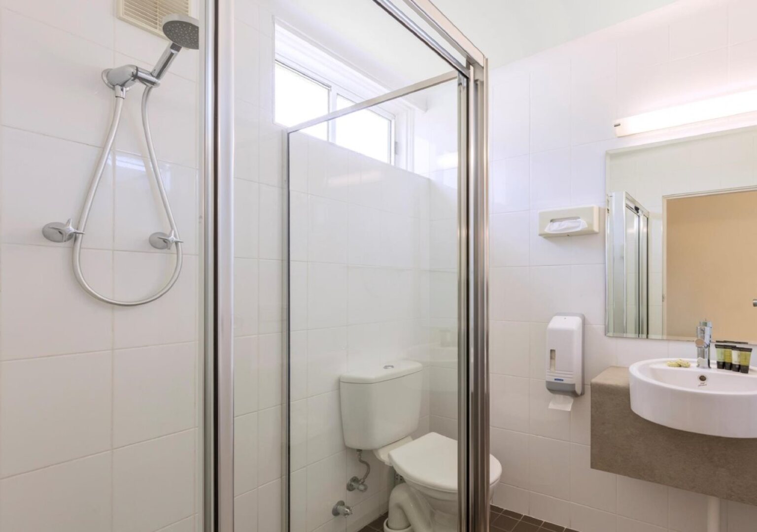 Central Motel & Apartments, Best Western Signature Collection