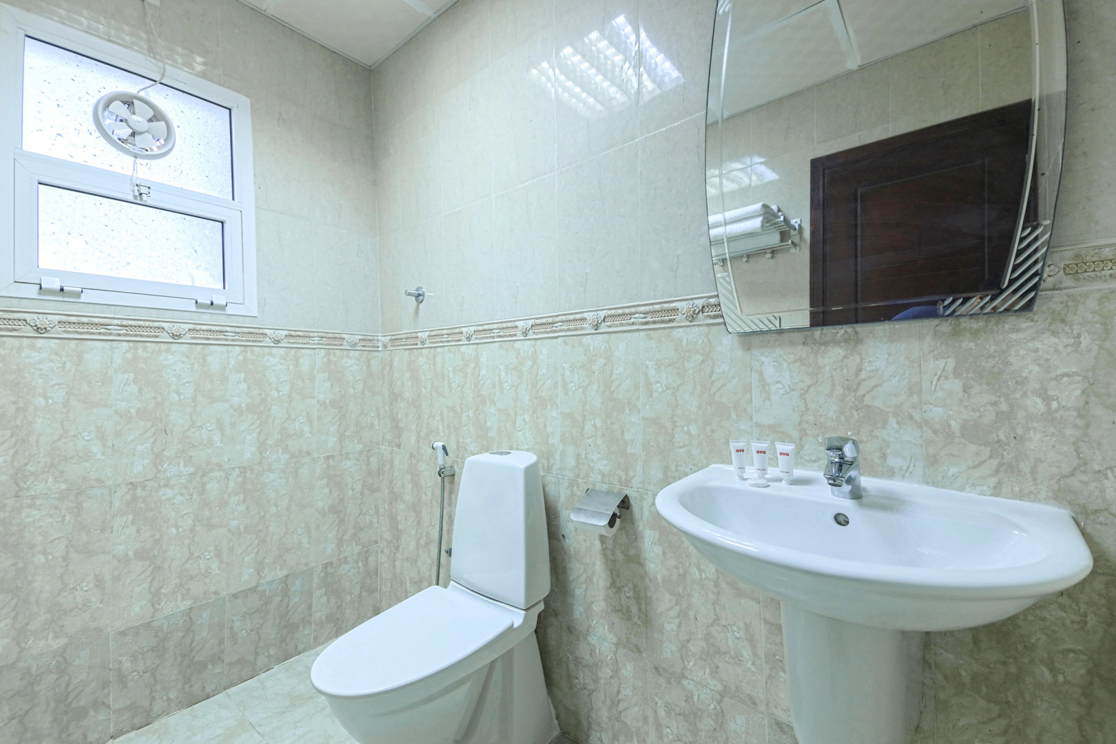 Super OYO 111 Al Thabit Hotel