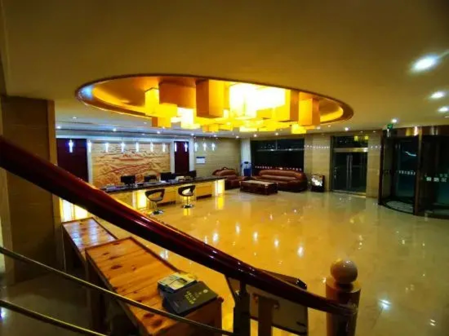 Zhenglanqi Chahar Business Hotel