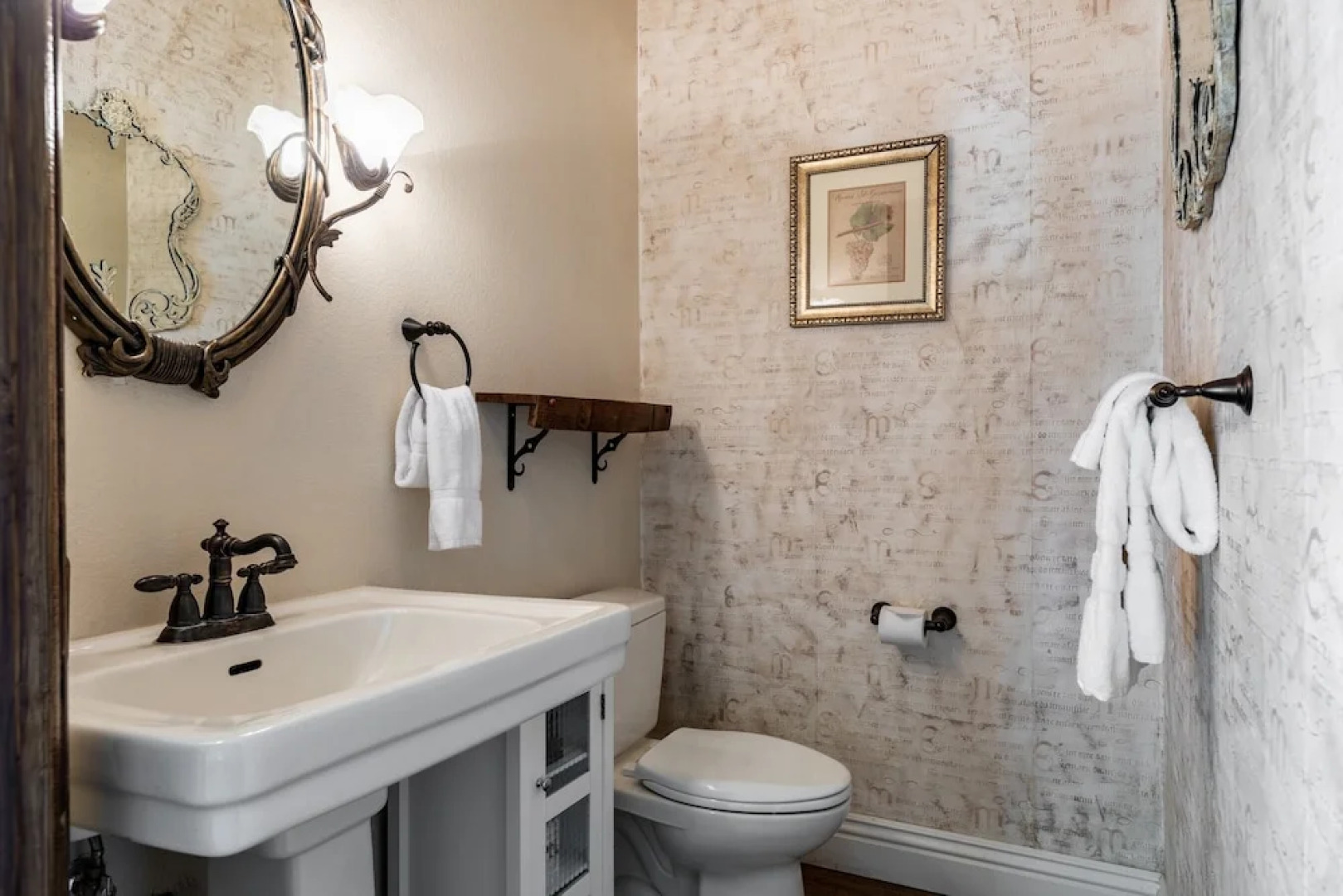 Wilson Creek Manor By Avantstay Sleeps 10! Amazing Estate w/ Pool & Game Room