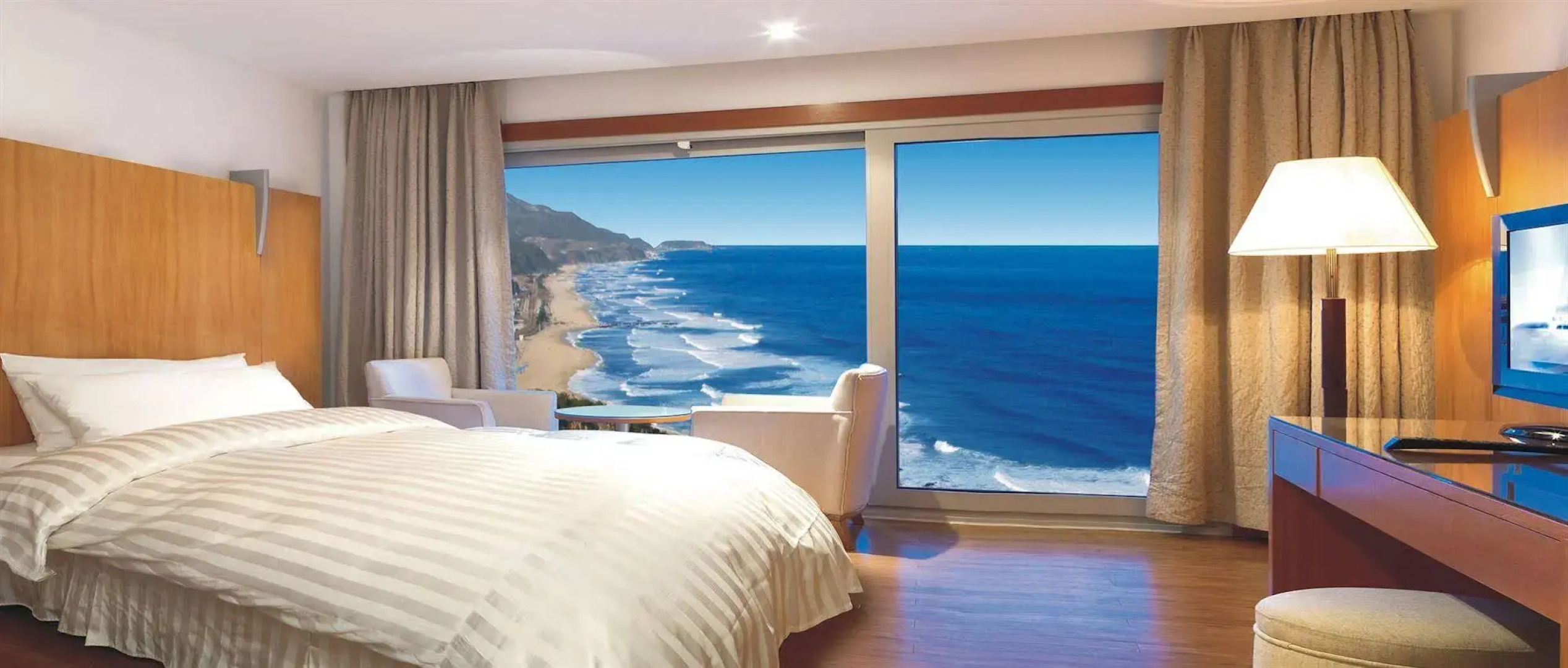 Sun Cruise Resort and Yacht