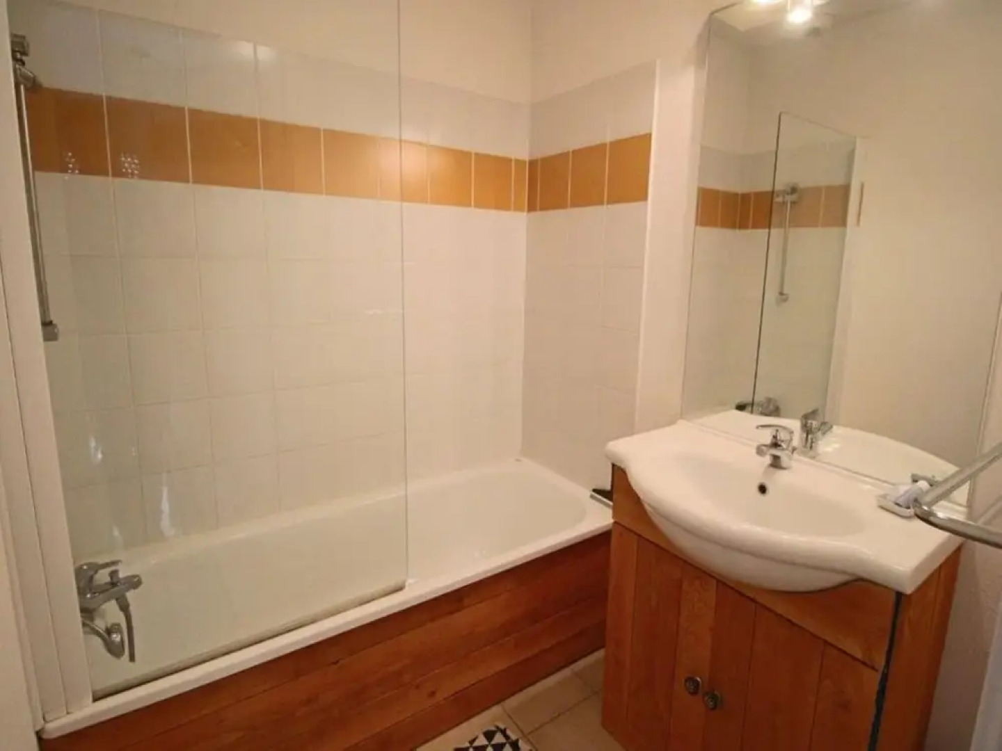 Cosy Apartment in Prayssac with Swimming Pool