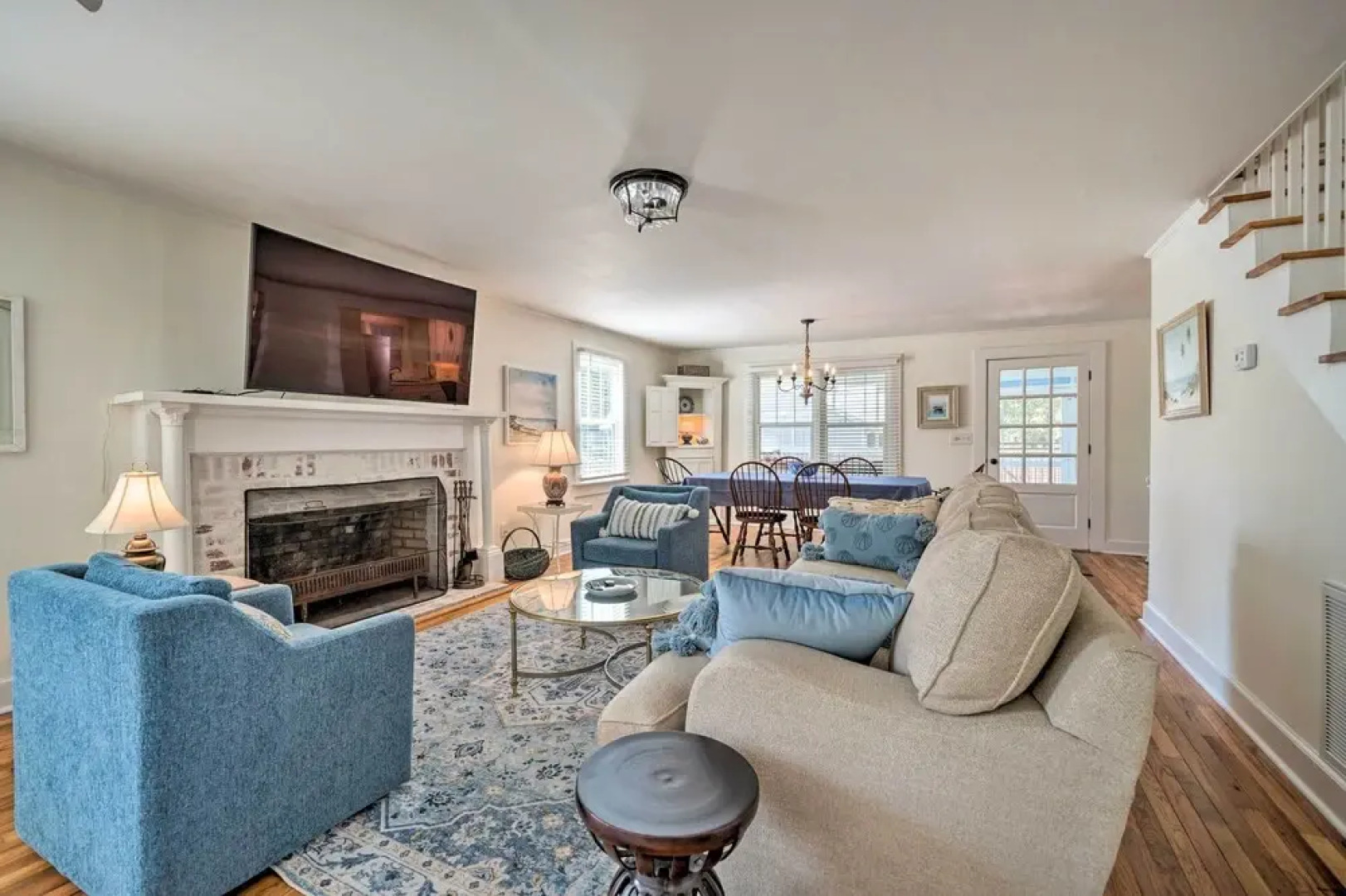 Historic Family Home < 1 Mi to Long Beach!