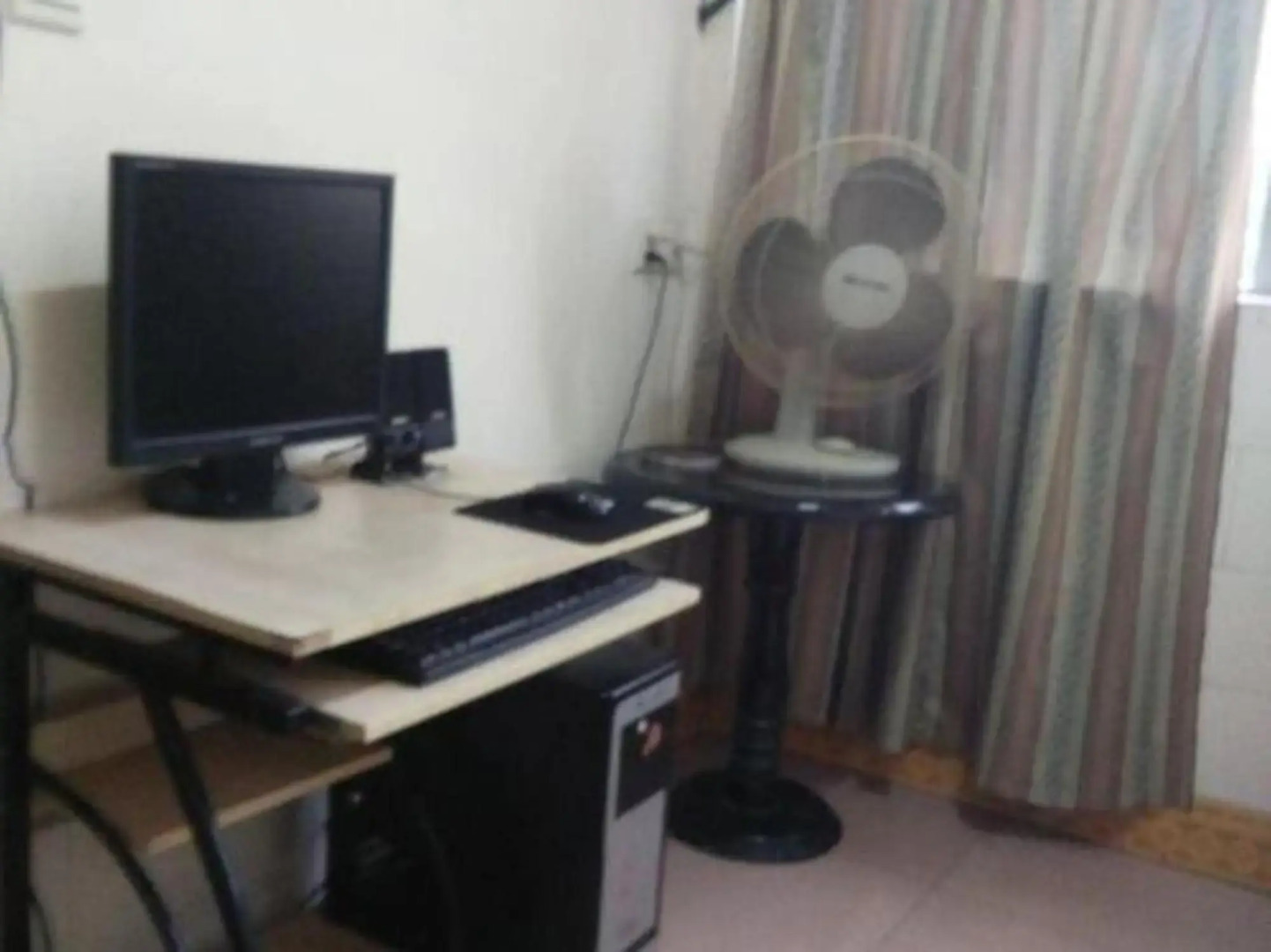 Jingmen Sanjiang Inn