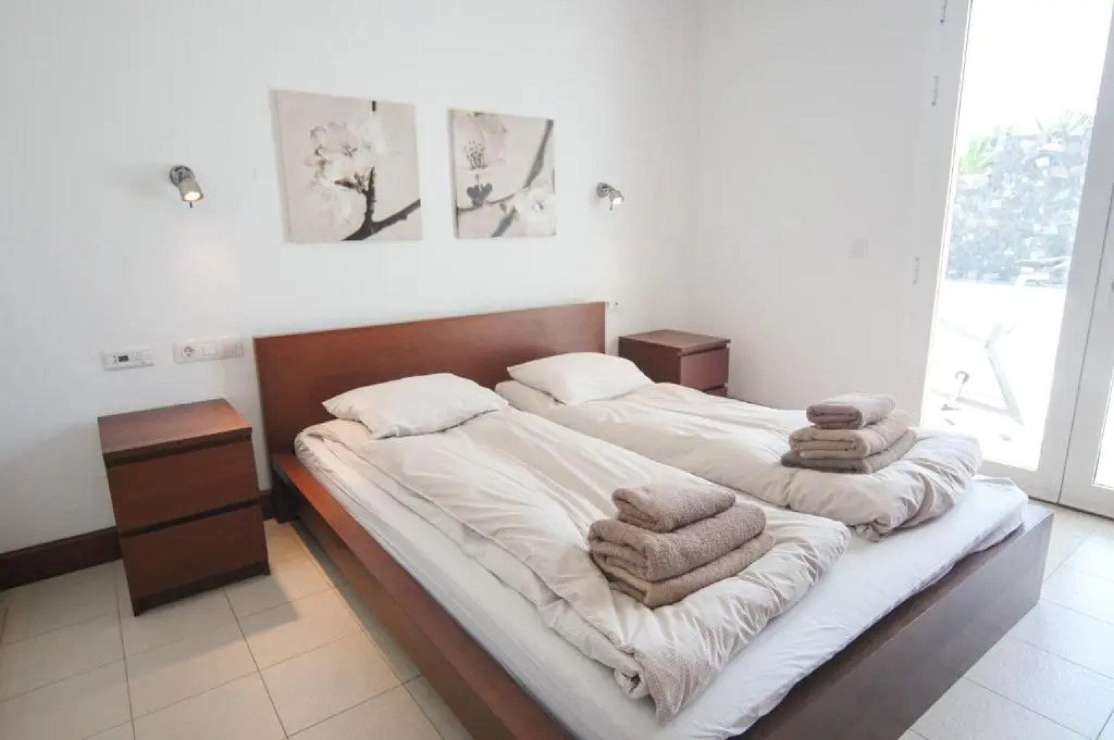 Casa Puerto Calero Grande - A wonderful 6 bedroom villa - Short stroll from the Marina