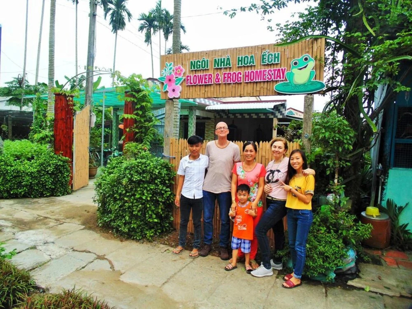 Flower & Frog Homestay