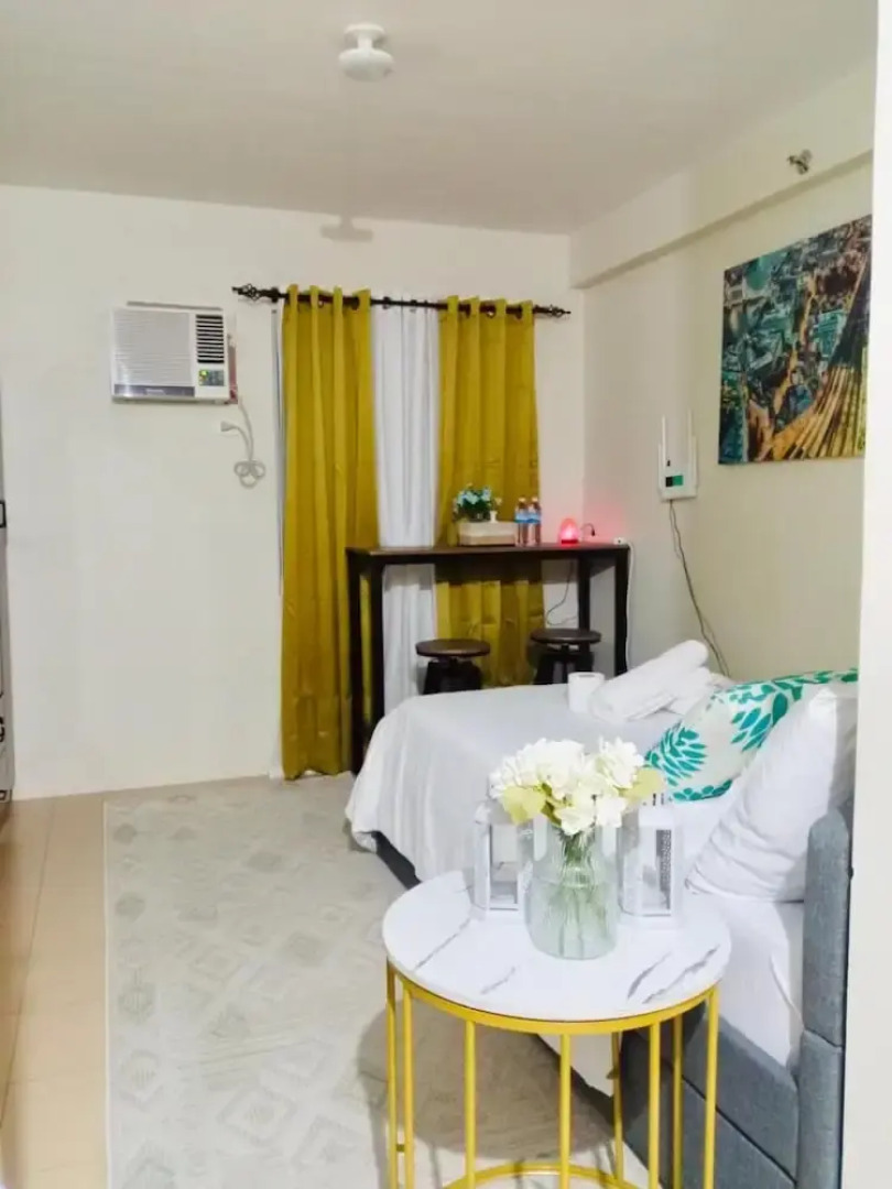 Oceanfront Condo in Dumaguete City - Perfect Getaway