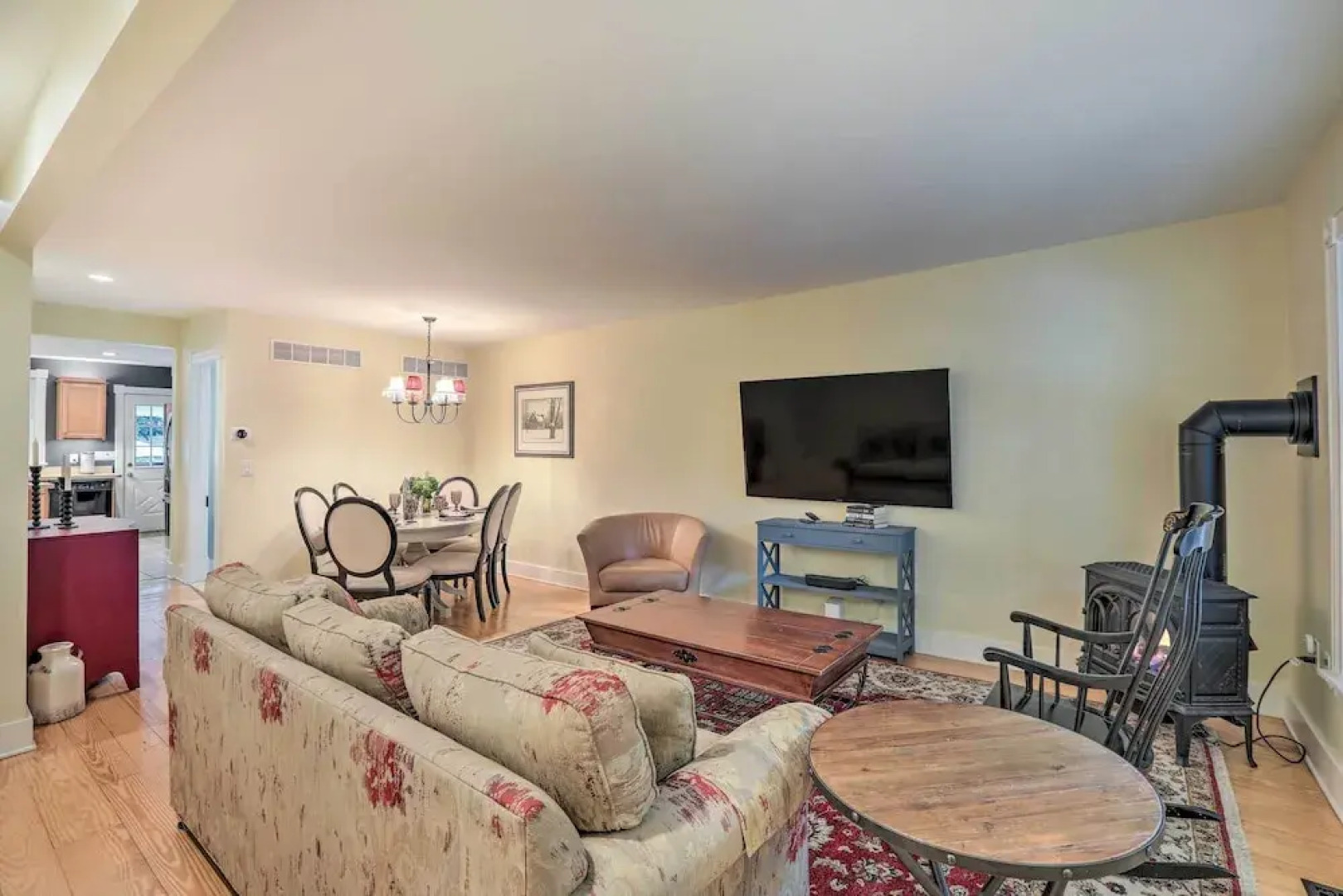 Charming Lambertville Retreat - 1 Mi to River!