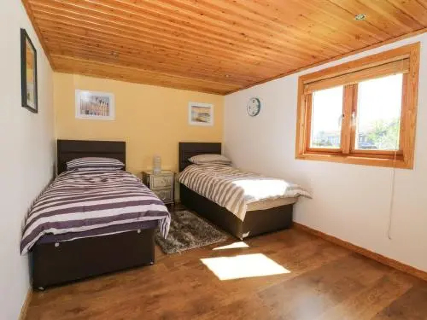 4 Fairway Lakes Village