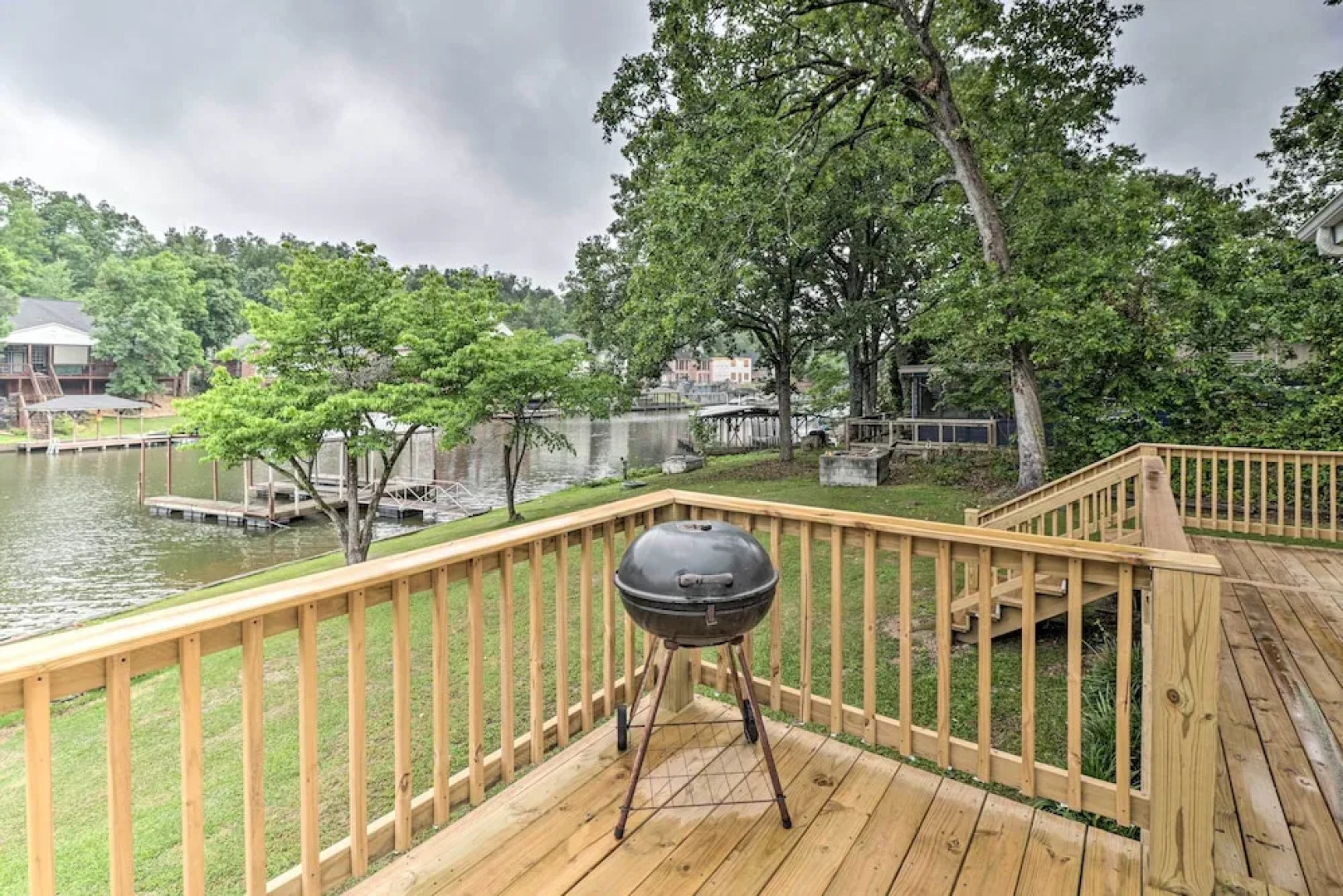 7 Mi to Nat'l Park: Home w/ Dock in Hot Springs