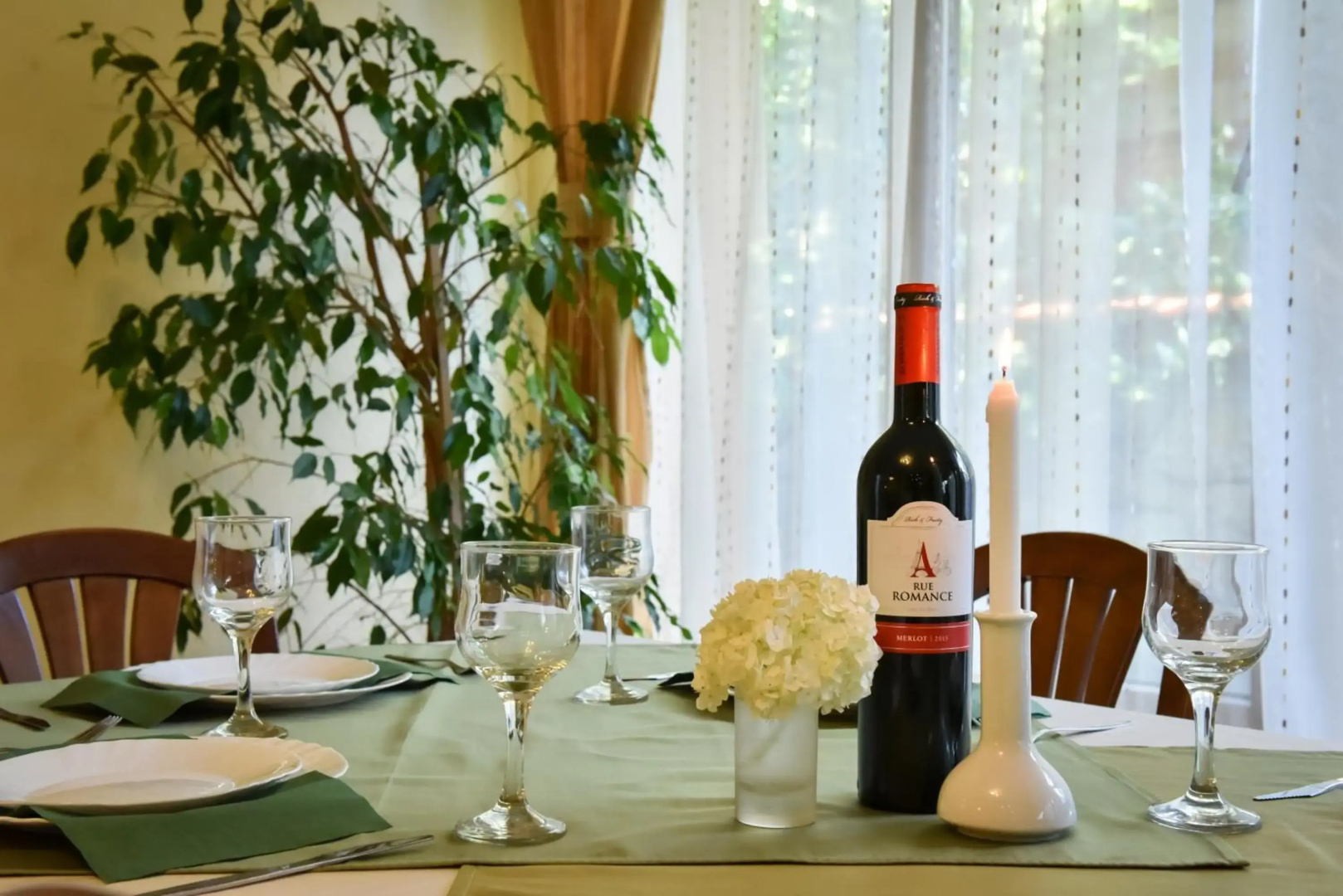 Lina Hotel