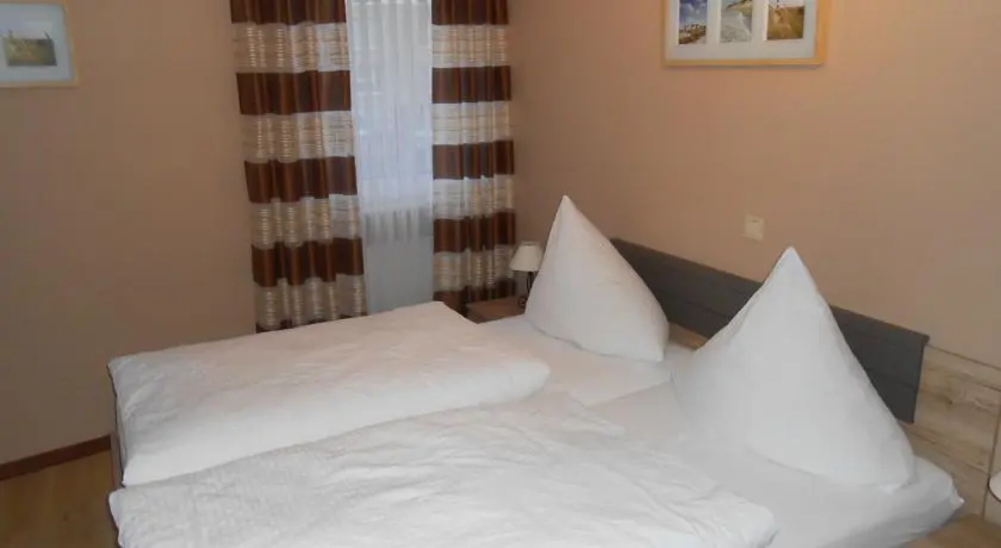 Gasthaus zum weißen Ross