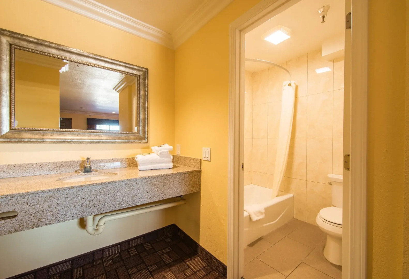 Industry Inn & Suites