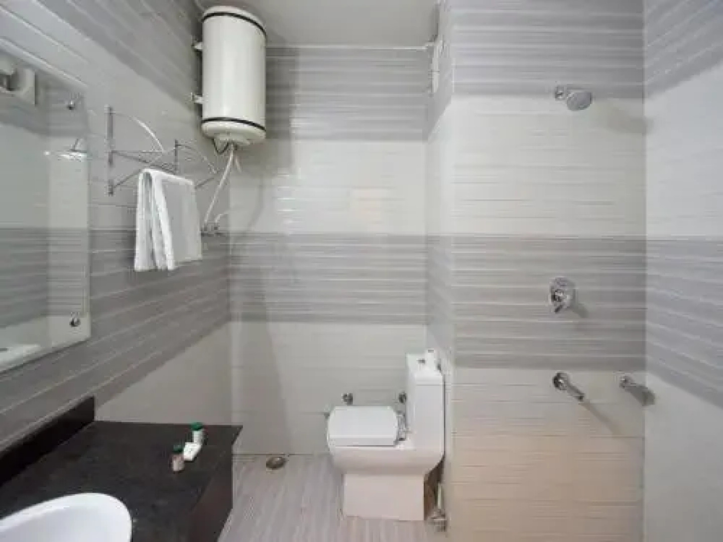 Chintpurni International