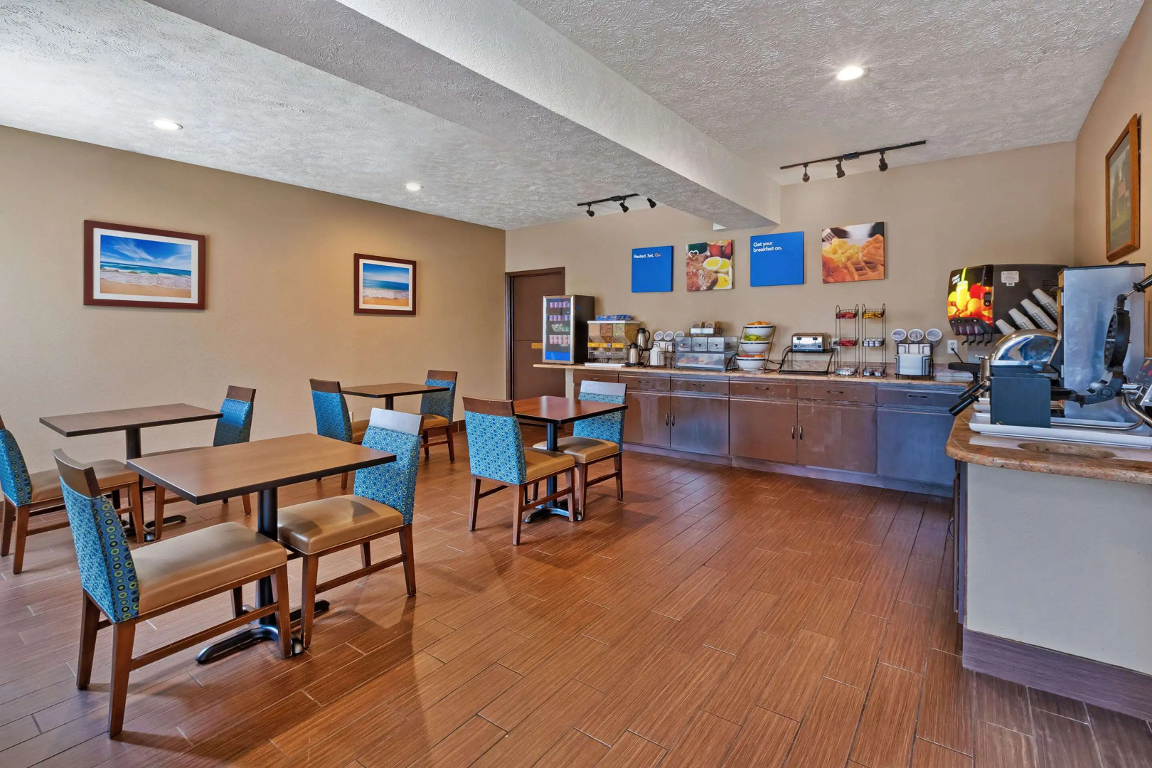 Comfort Inn Whitehall near Michigan's Adventure