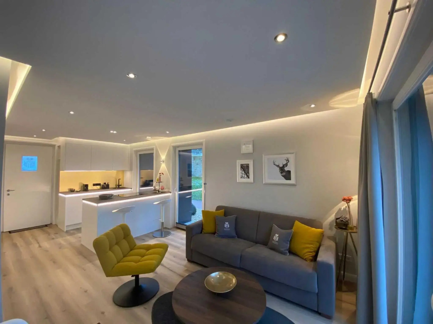 DRIEHOF LifeStyle Suite Apt 1