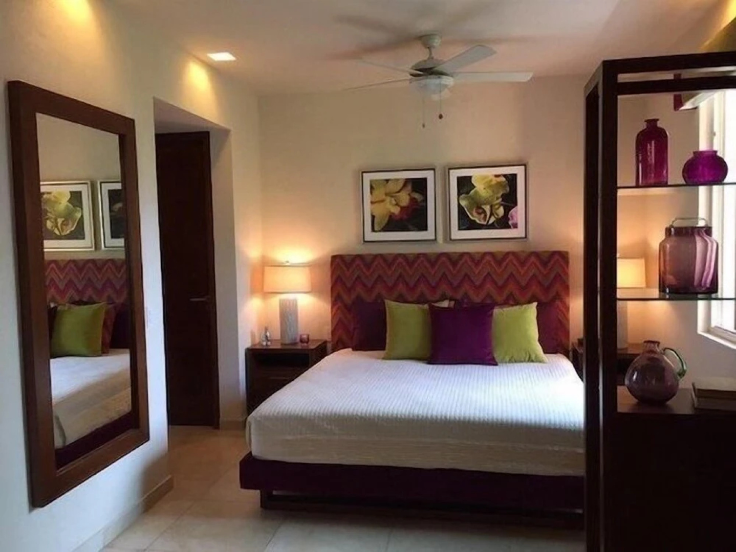 Romantic Zone V177 Studio