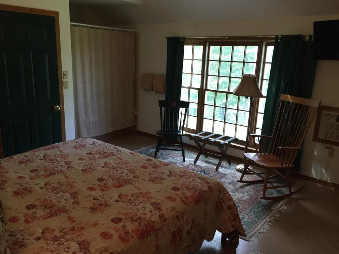 Breakfast on the Connecticut