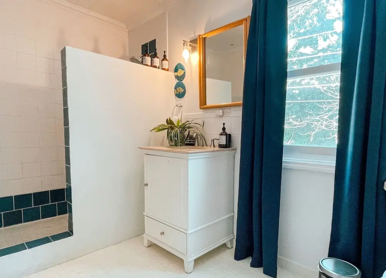 Sea Song Hi 4 Bedroom Home