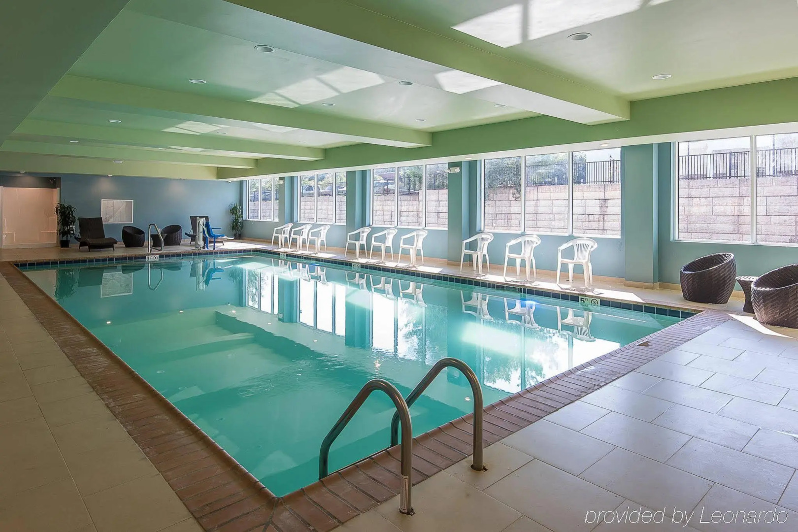 Holiday Inn Express & Suites Norwood-Boston Area by IHG