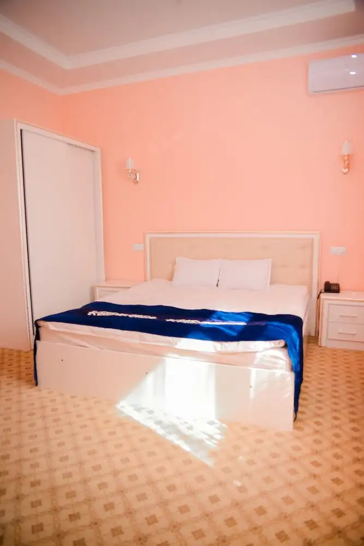 Отель Sultan Jalal-Abad