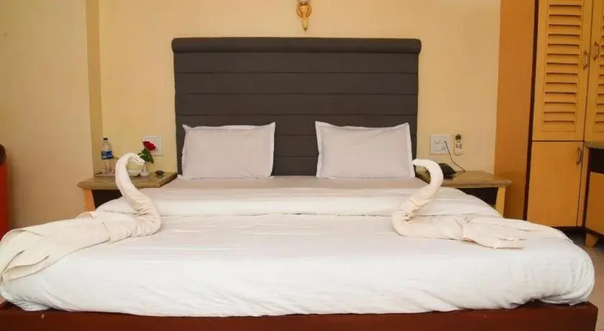 Kohinoor Highway Resort