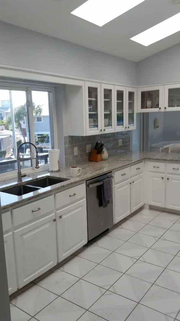 Awesome Florida Canal Home - Three Bedroom Home