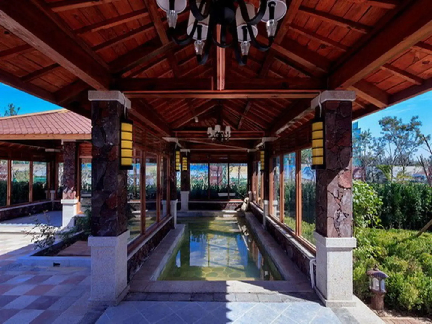 Jianguo Hotspring Hotel