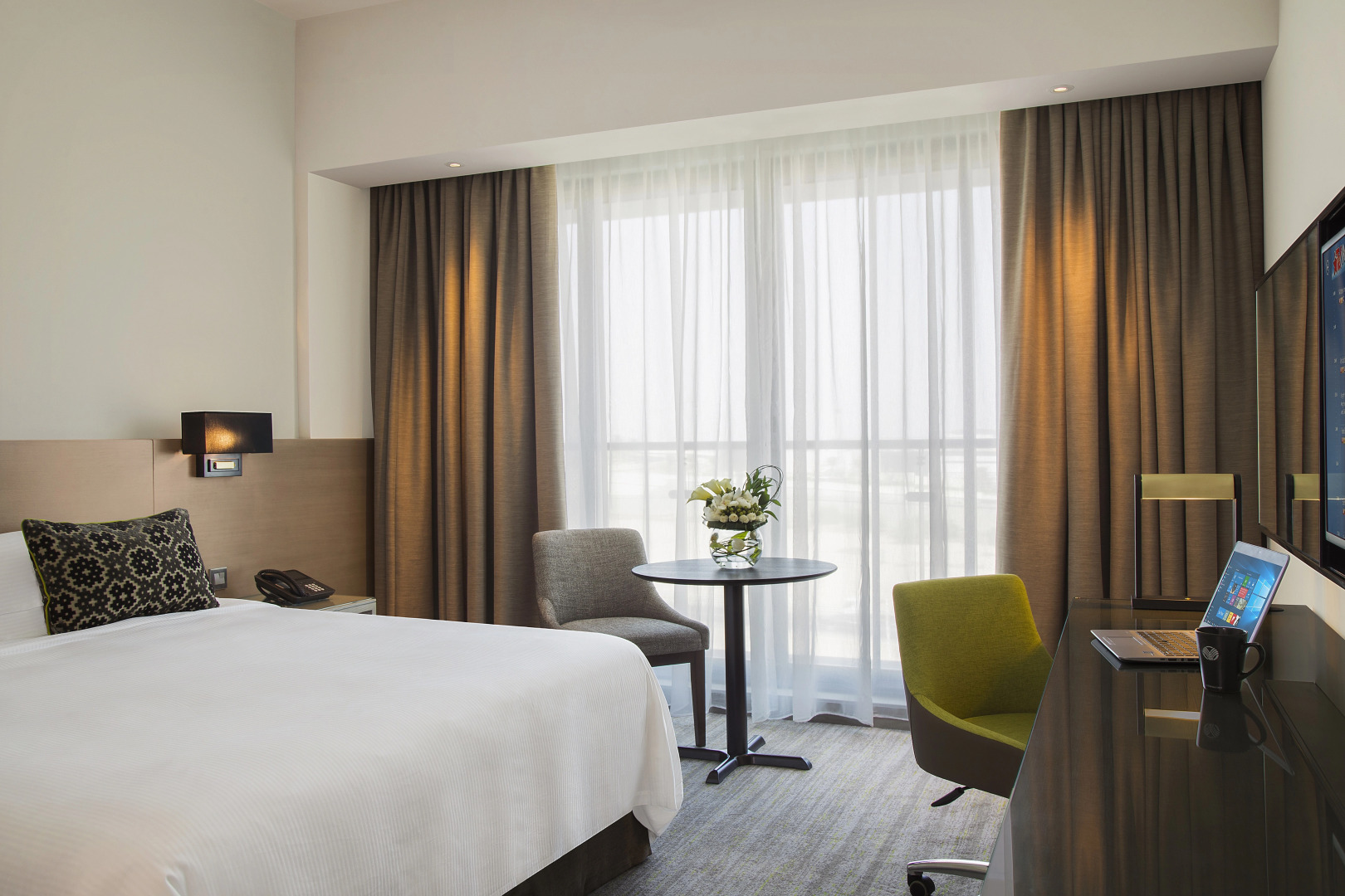 Отель Novotel Muscat Airport