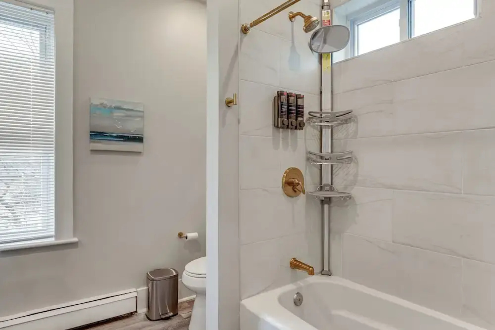 1 Mi to Dtwn: Pet-friendly Providence Apt w/ Yard