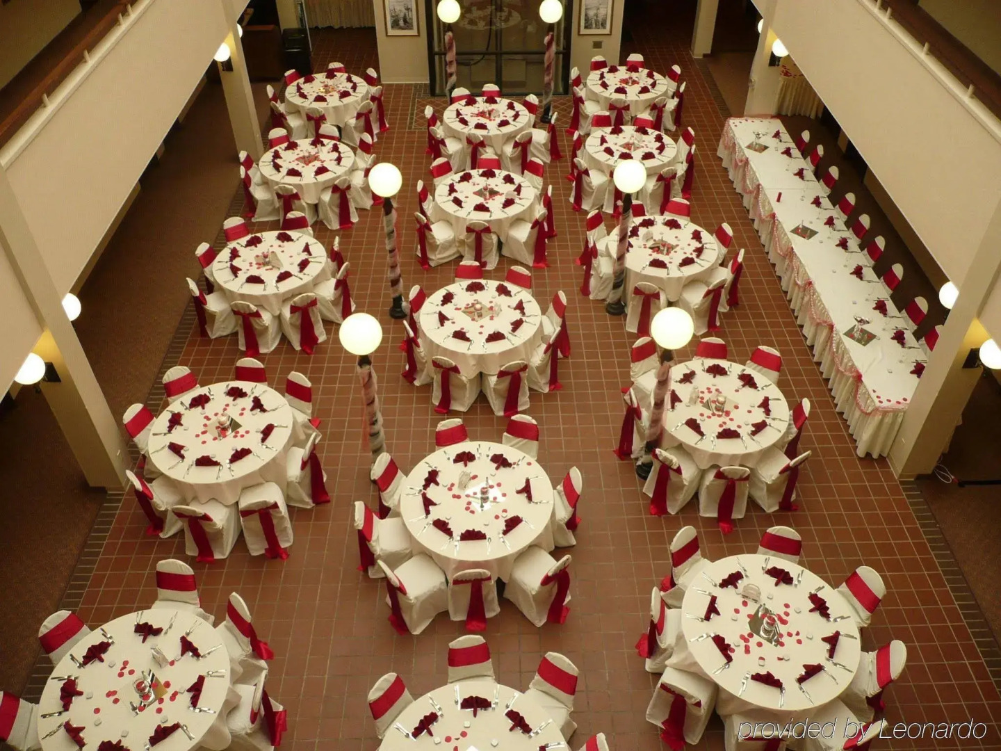 Quality Suites Lansing West