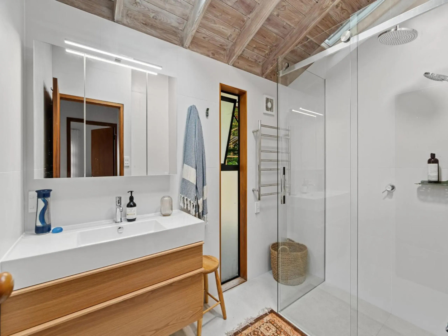 Perfectly Piha - Piha Holiday Home