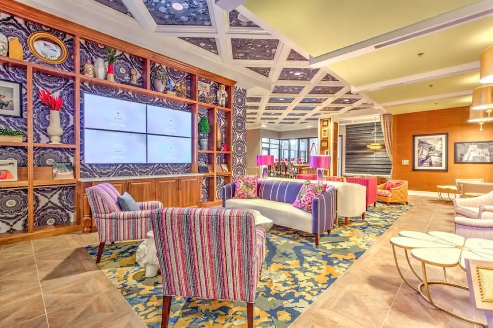 Global Luxury Suites in Downtown Cincinnati