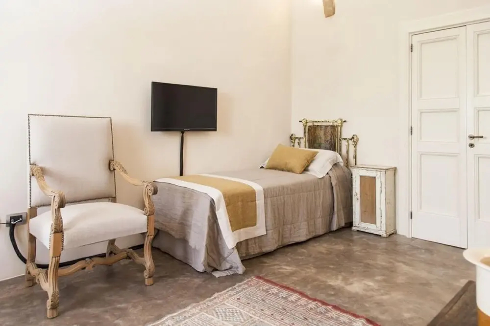 Villa With 5 Bedrooms in Giuggianello, With Private Pool, Furnished Terrace and Wifi Near the Beach