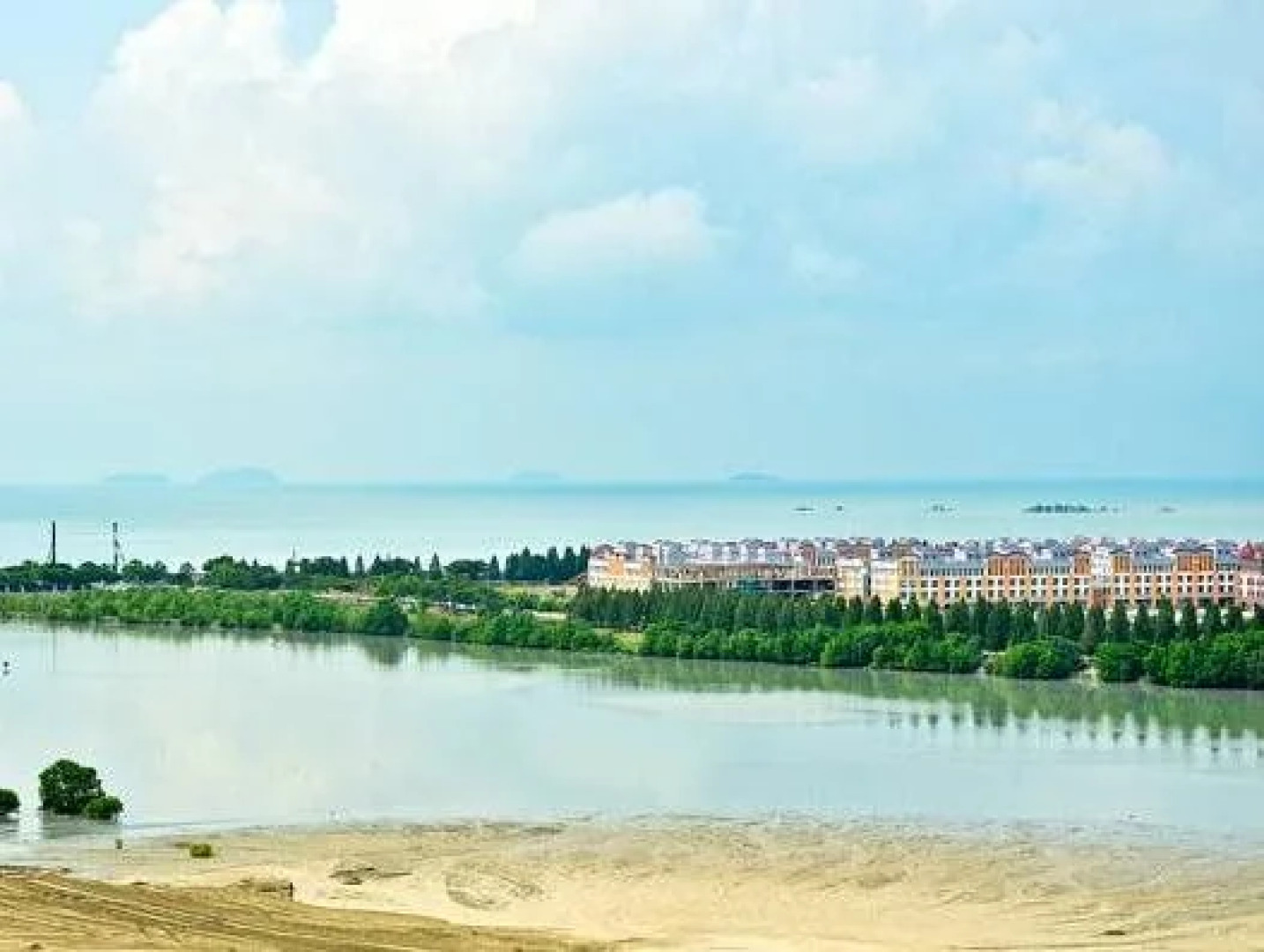 Jetty Suites Apartments