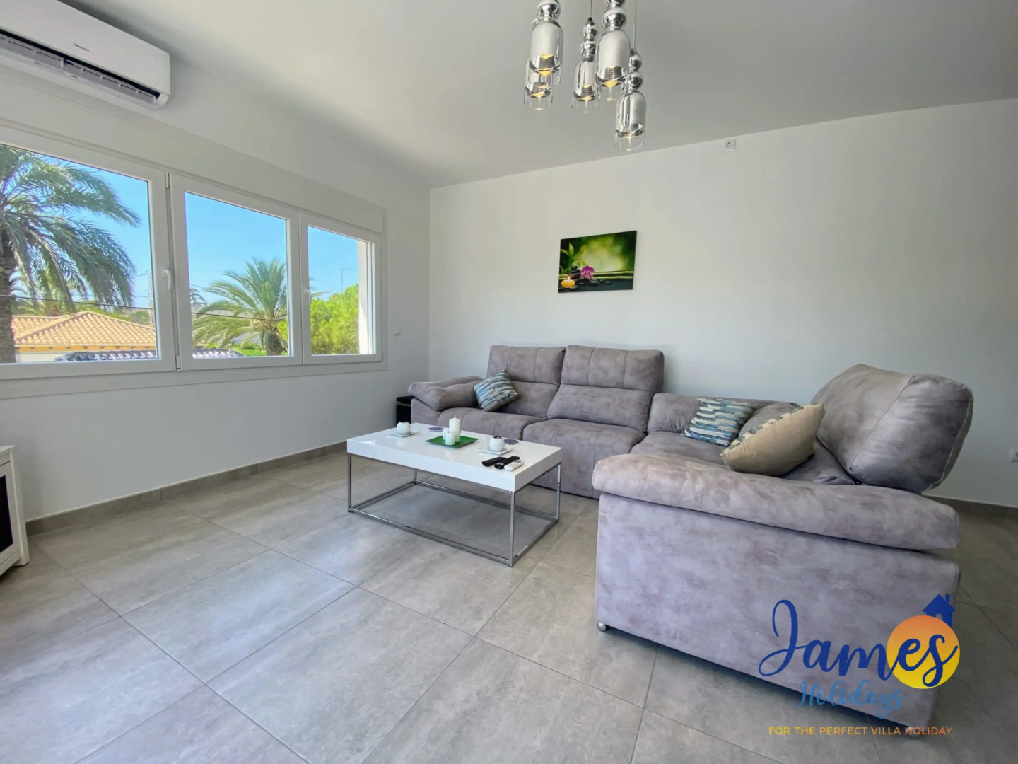 Cabo Roig Penthouse  close to the beach sleeps 8 LZ4