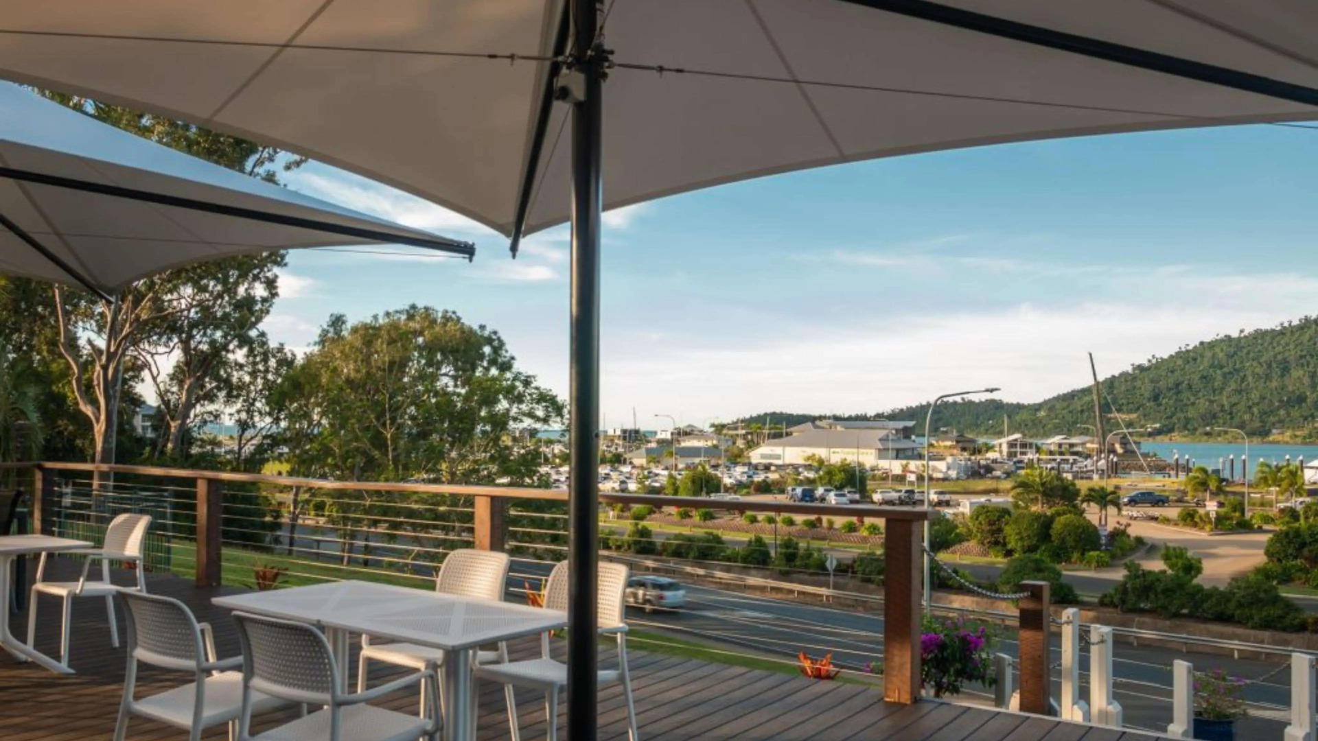 Colonial Palms Motor Inn