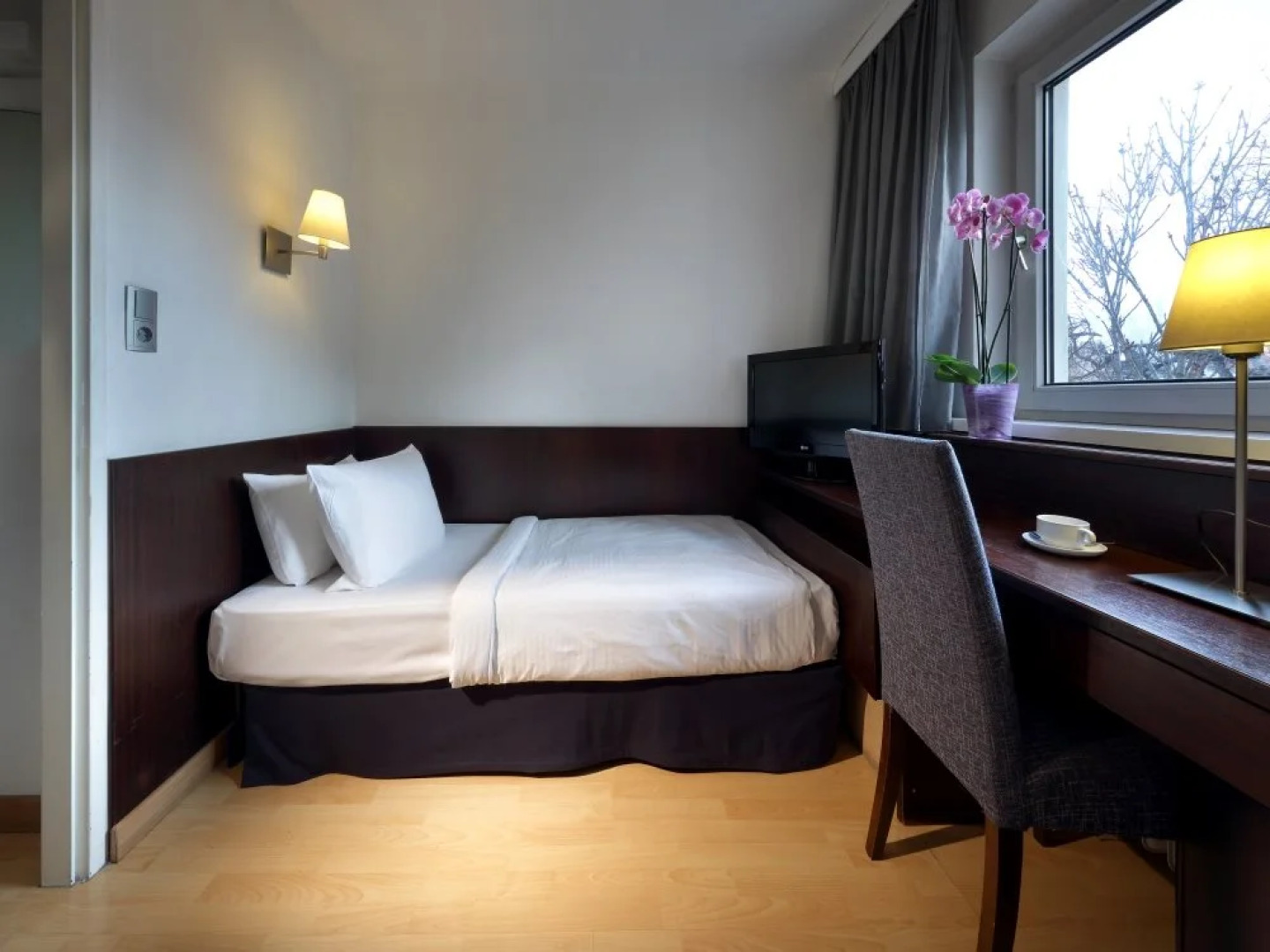 Mate Dependance Hotel