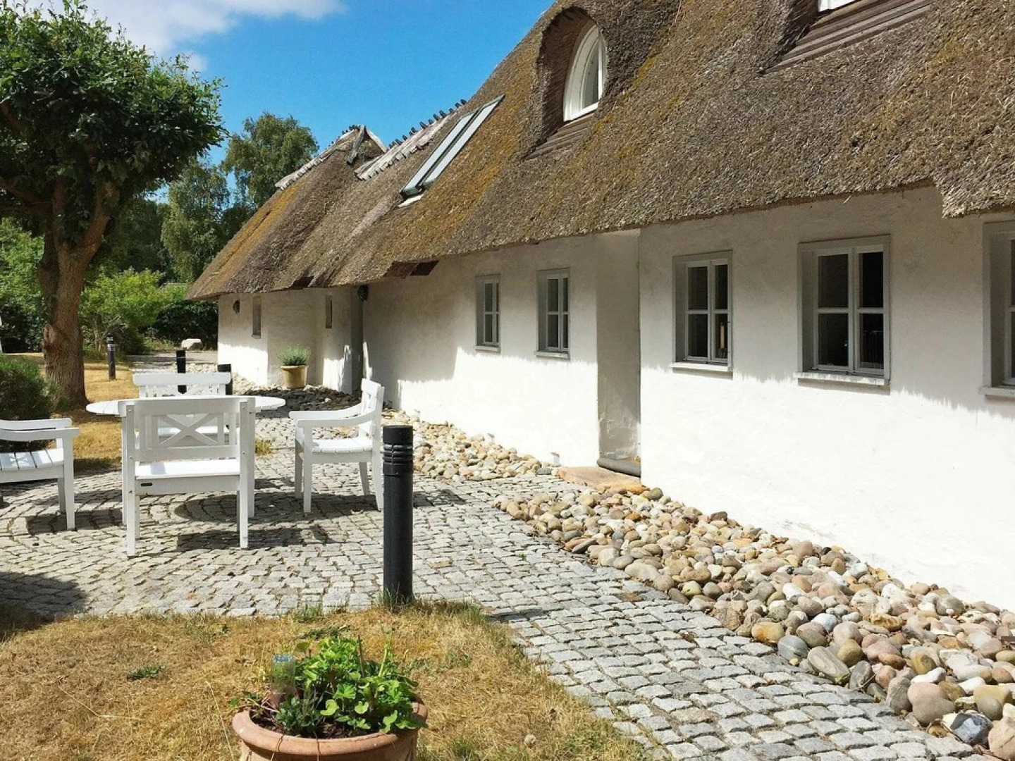 Rustic Holiday Home in Hovedstaden With Whirlpool