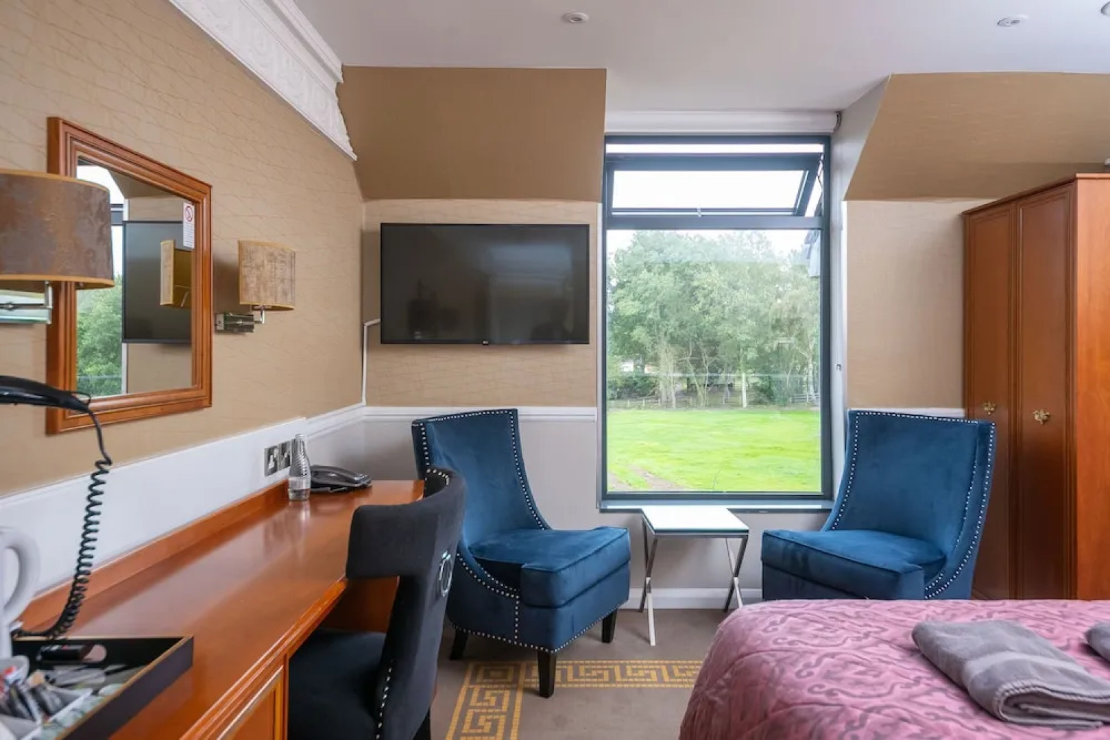 Guildford Manor Hotel & Spa