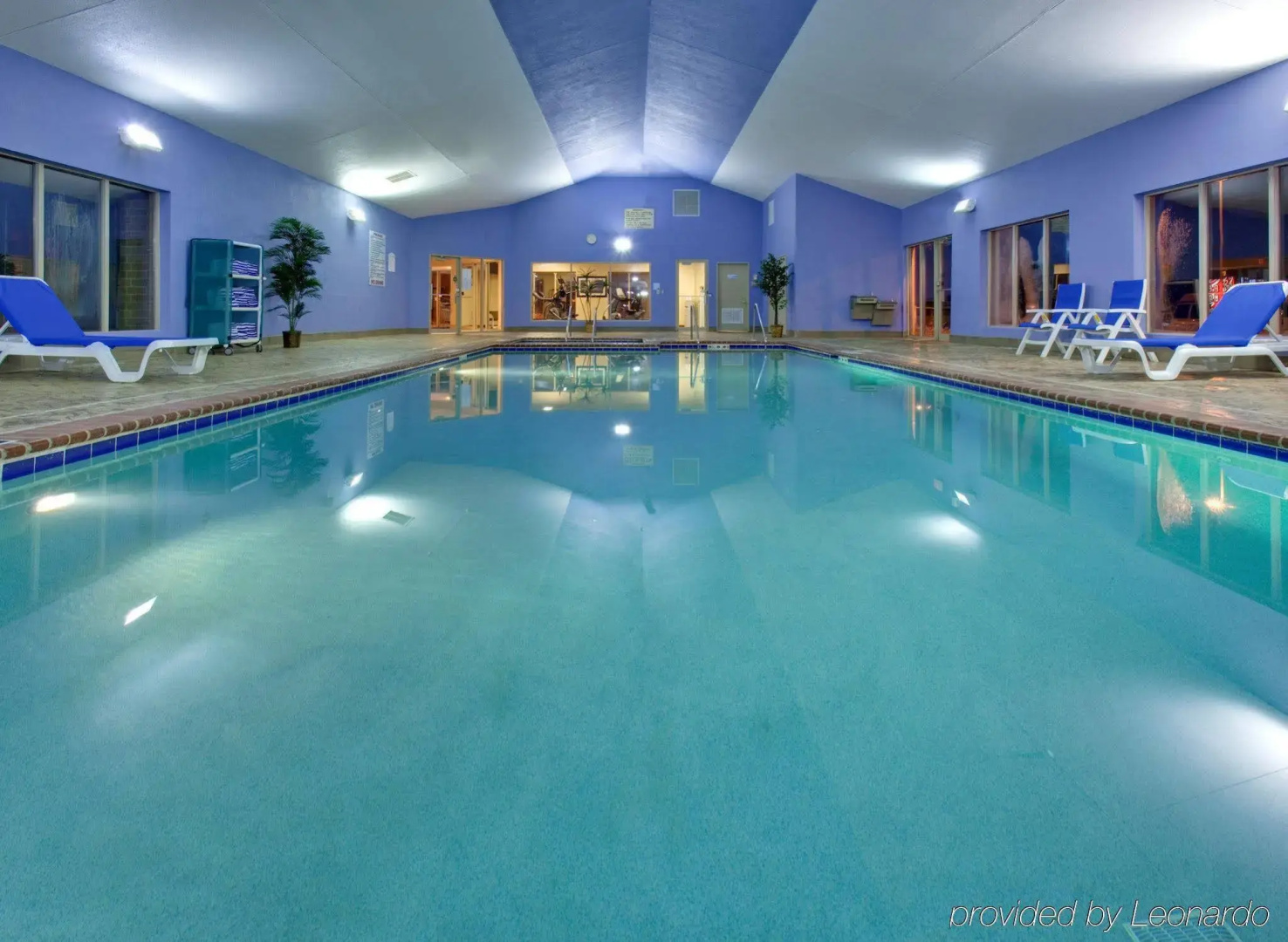 Holiday Inn Express Hotel & Suites Pleasant Prairie-Kenosha by IHG