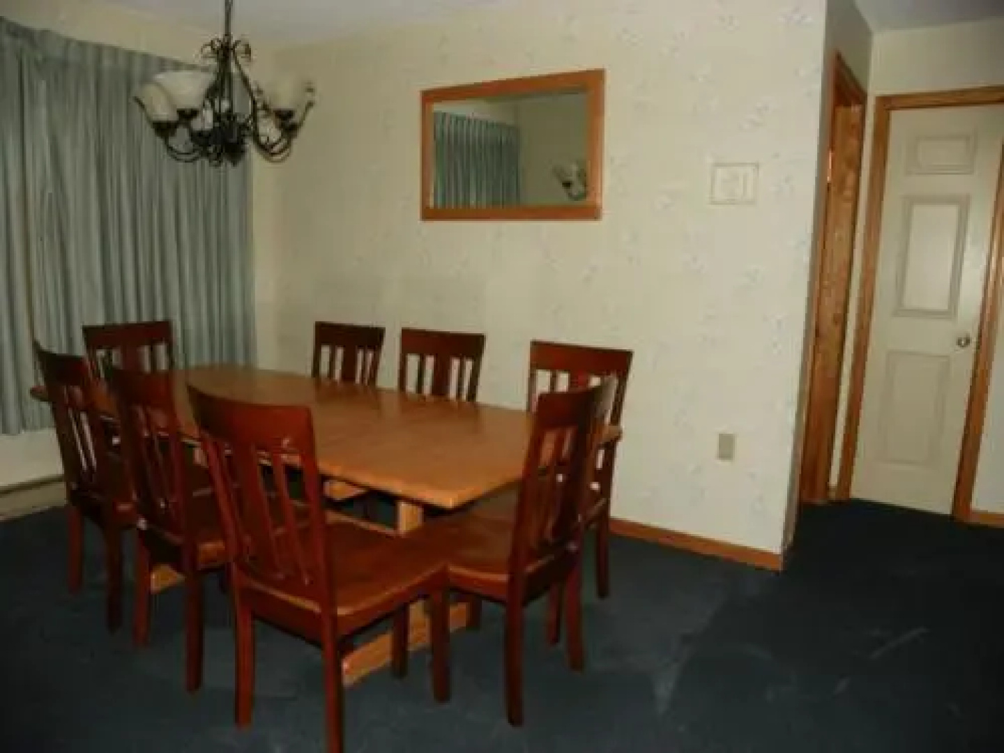 Deer Park 246, North Woodstock