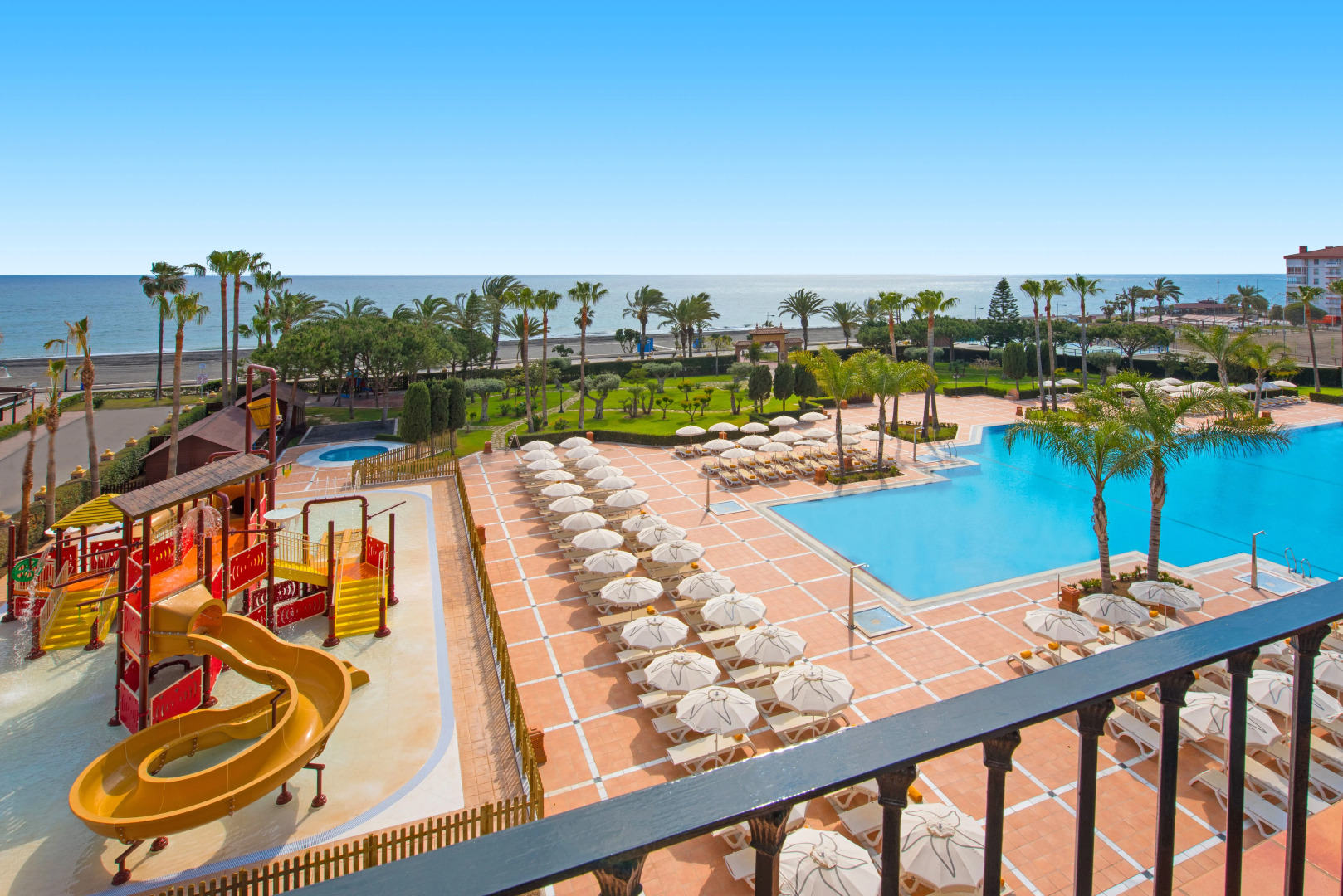 Отель Iberostar Waves Málaga Playa