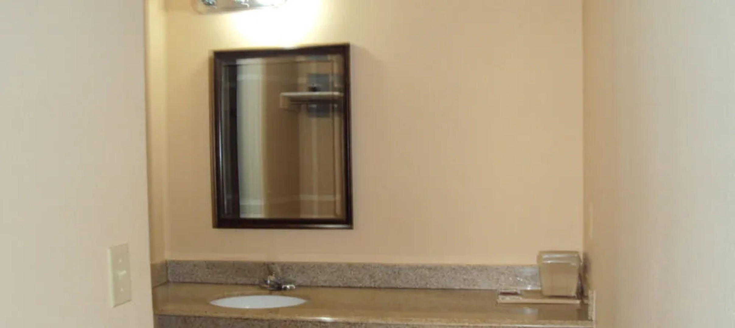 Executive Inn Crystal City