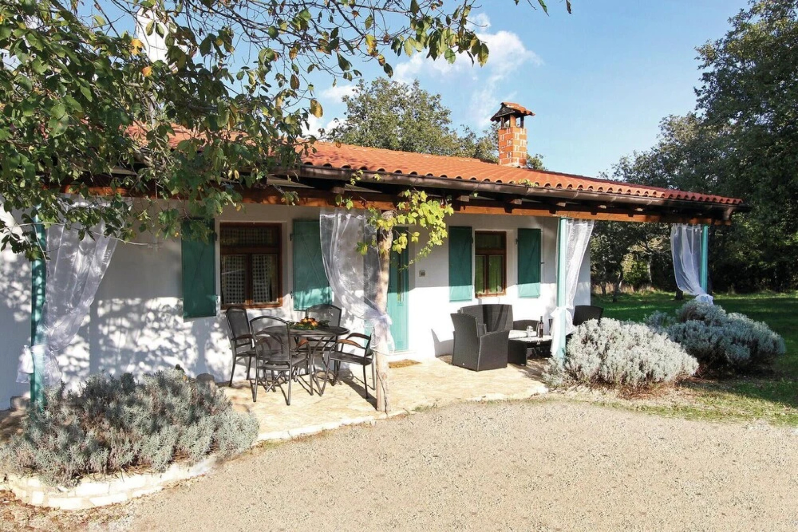 Nice Home in Kanfanar With Wifi and 2 Bedrooms